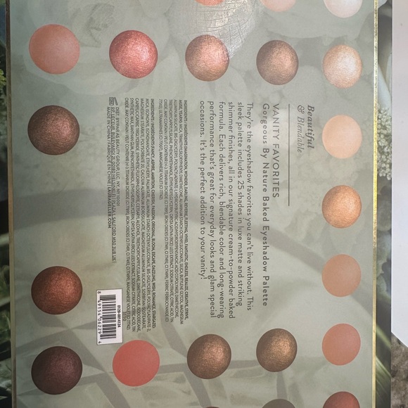 Laura Geller Vanity Favorites Eyeshadow Palette - Picture 3 of 3